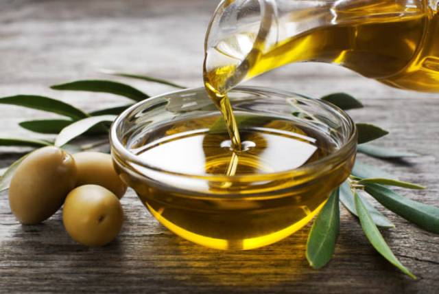 Greek food: Pure virgin olive oil